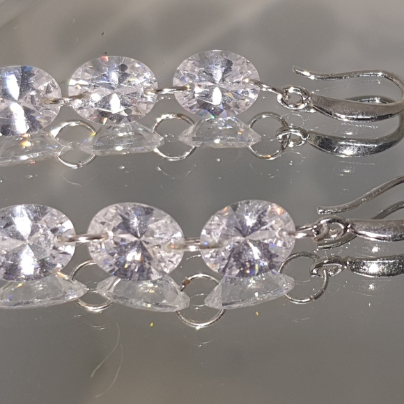 Swarovski Crystal Oval Drop Earrings - Picture 4 of 5